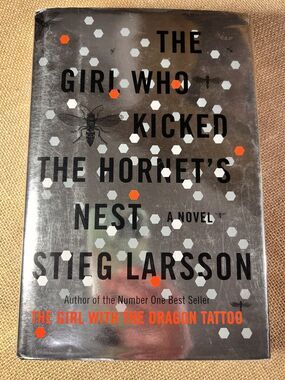 The Girl Who Kicked the Hornet's Nest (Millennium Trilogy) by Stieg Larsson